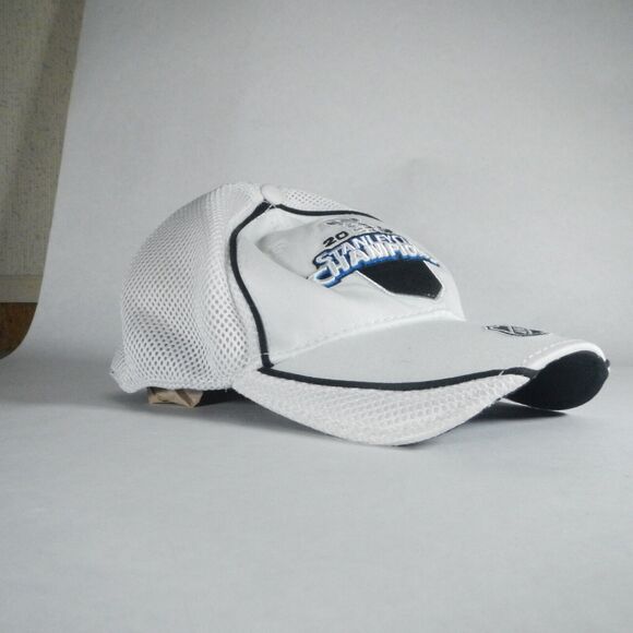 2009 New Era Stanley Cup Champions Flex Hat - Picture 6 of 10